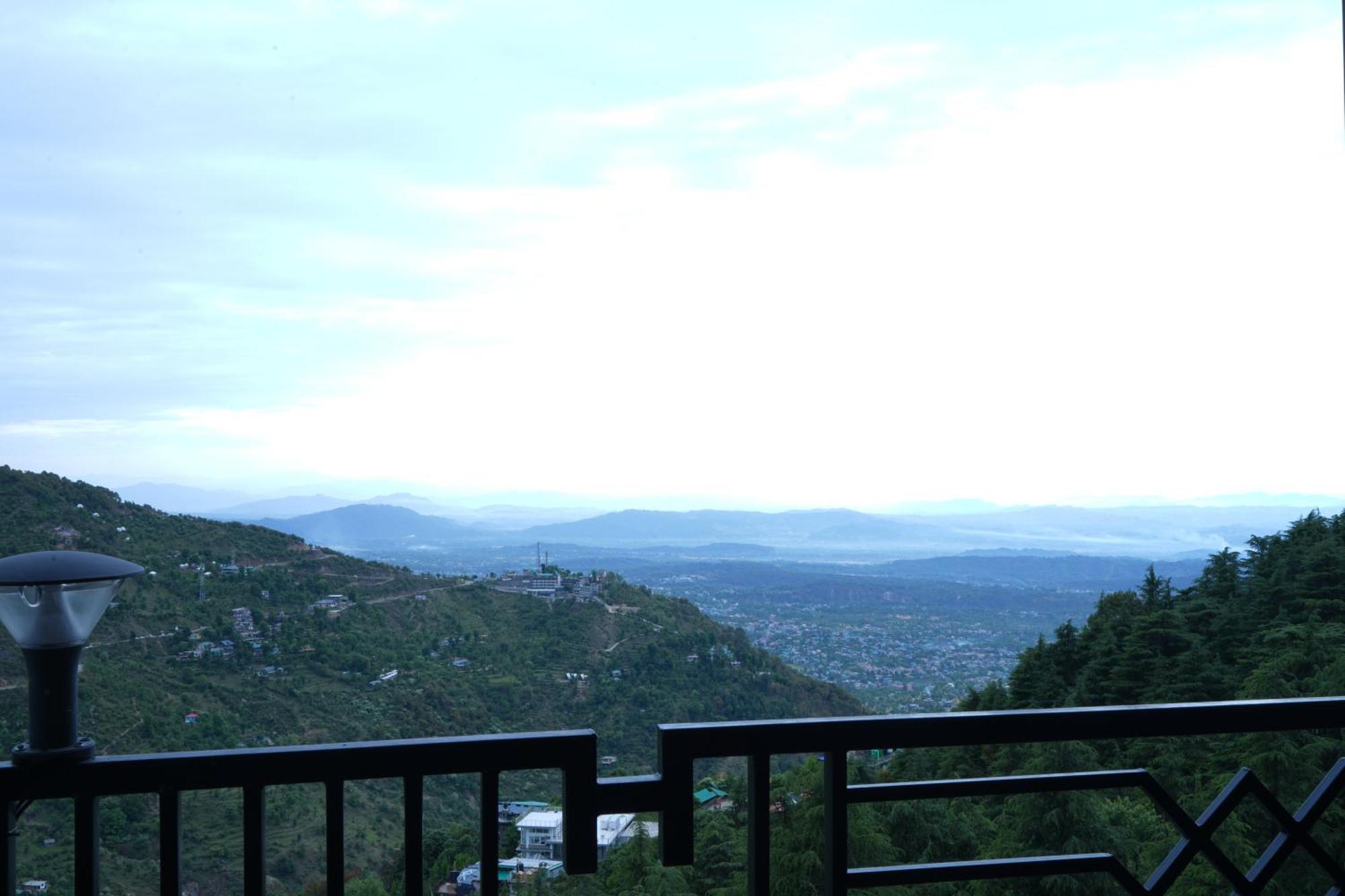 Zip By Spree Hotels Bella Heights Mcleodganj Dharamszala Kültér fotó